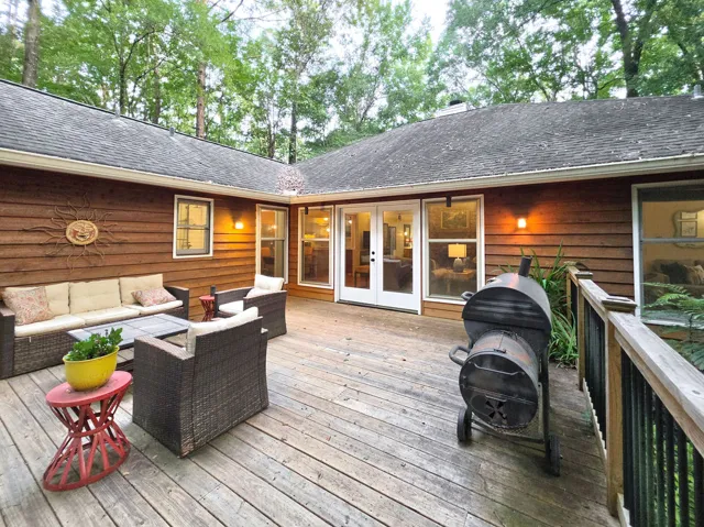 New Deck & Railings in 20204