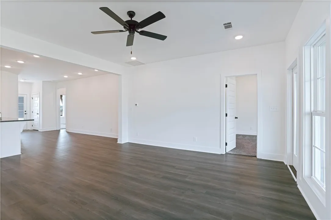 Example of a completed Todd A floorplan. All plans, pricing, and specifications are subject to change.