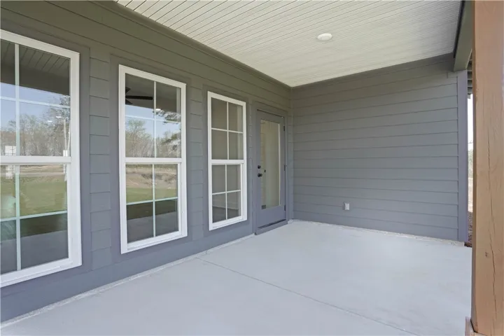 Example photo with Optional Covered Back Porch.