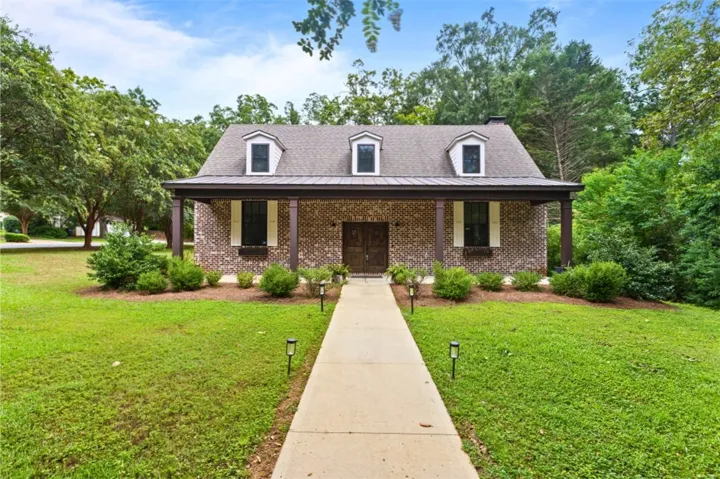 701 4th Avenue, Opelika, Alabama 36801