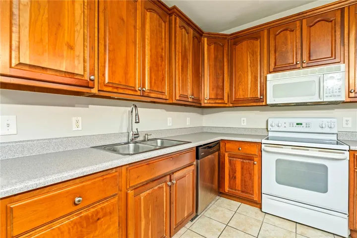 2132 Wedgewood Court, Auburn, Alabama 36830
