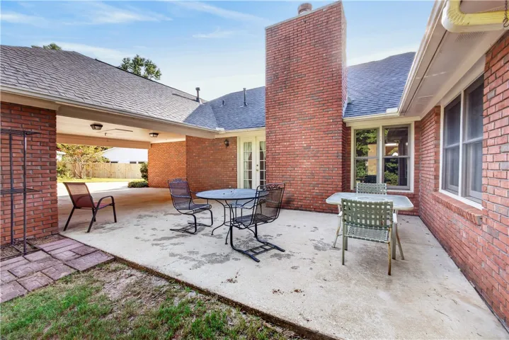 2305 Ellenwood Drive, Opelika, Alabama 36801