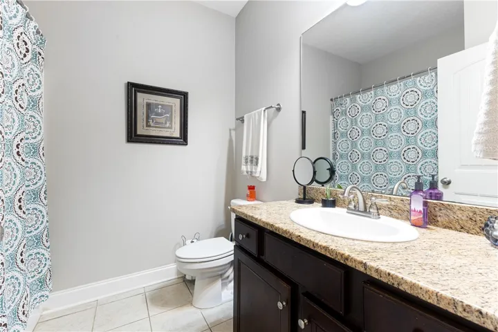 2nd floor guest bath