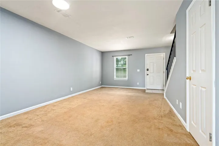 1761 Wire Road 07-10, Auburn, Alabama 36832