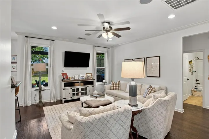 1917 Sequoia Drive, Auburn, Alabama 36879