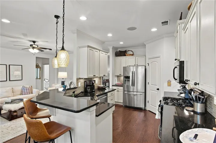1917 Sequoia Drive, Auburn, Alabama 36879