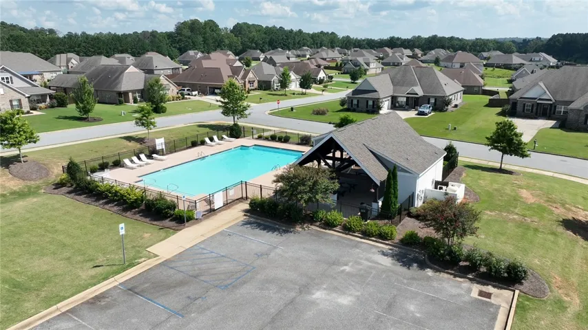 690 High Field Court, Opelika, Alabama 36804