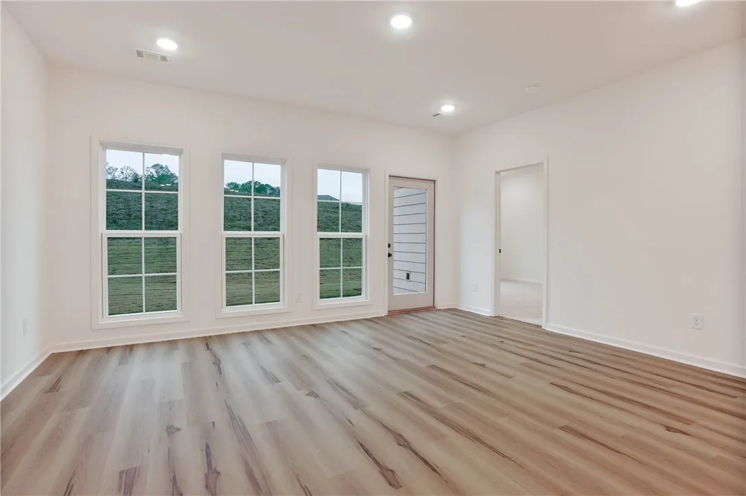 EXAMPLE PHOTOS of completed Toby B Floor Plan