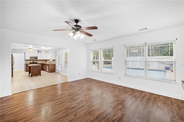 48 Oakwood Drive, Phenix City, Alabama 36870