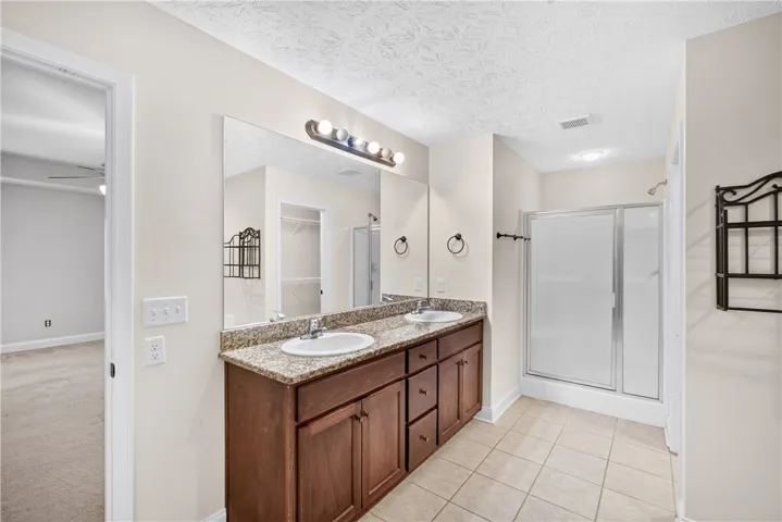 48 Oakwood Drive, Phenix City, Alabama 36870