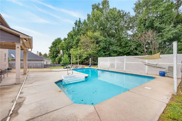 48 Oakwood Drive, Phenix City, Alabama 36870