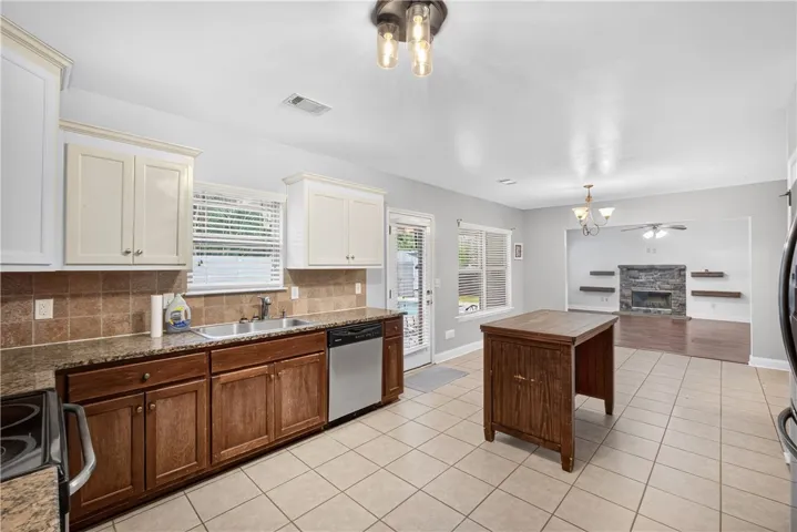 48 Oakwood Drive, Phenix City, Alabama 36870