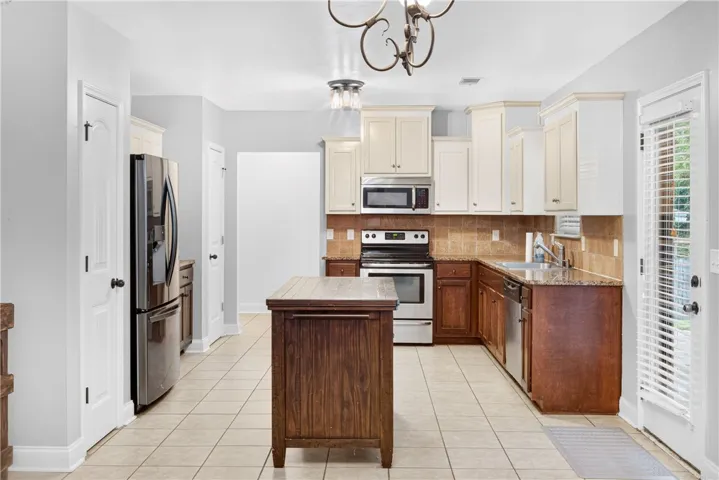 48 Oakwood Drive, Phenix City, Alabama 36870