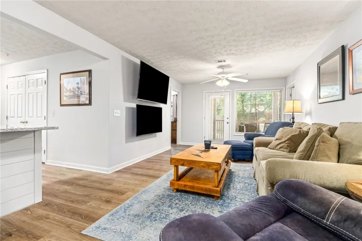 730 W Magnolia Avenue 8-102, Auburn, Alabama 36832