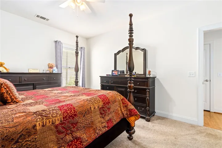 814 Barkley Crest Circle, Auburn, Alabama 36830