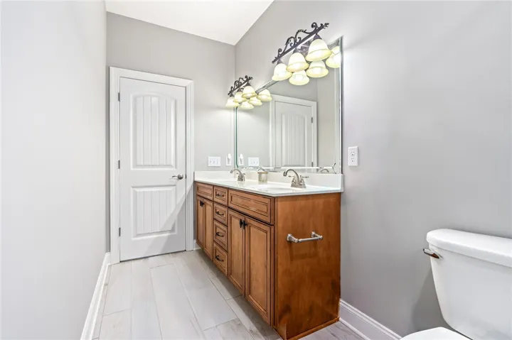 814 Barkley Crest Circle, Auburn, Alabama 36830