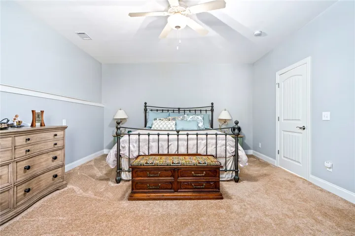 814 Barkley Crest Circle, Auburn, Alabama 36830