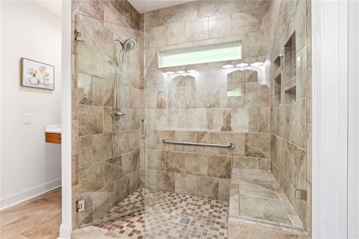 814 Barkley Crest Circle, Auburn, Alabama 36830