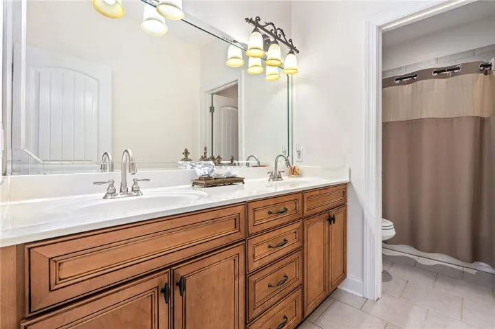 814 Barkley Crest Circle, Auburn, Alabama 36830