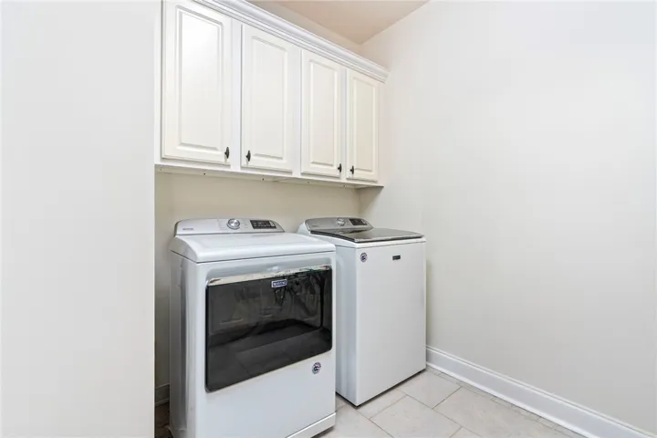814 Barkley Crest Circle, Auburn, Alabama 36830