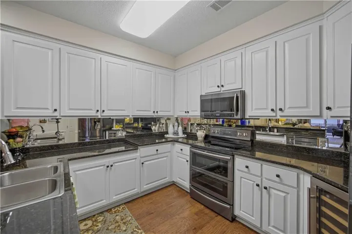 111 Lee Road 802 N/a 114, Valley, Alabama 36854