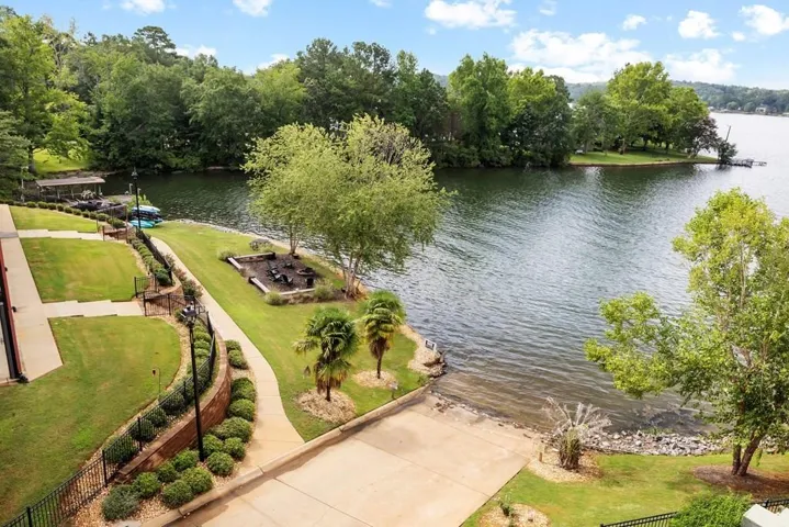 111 Lee Road 802 N/a 114, Valley, Alabama 36854