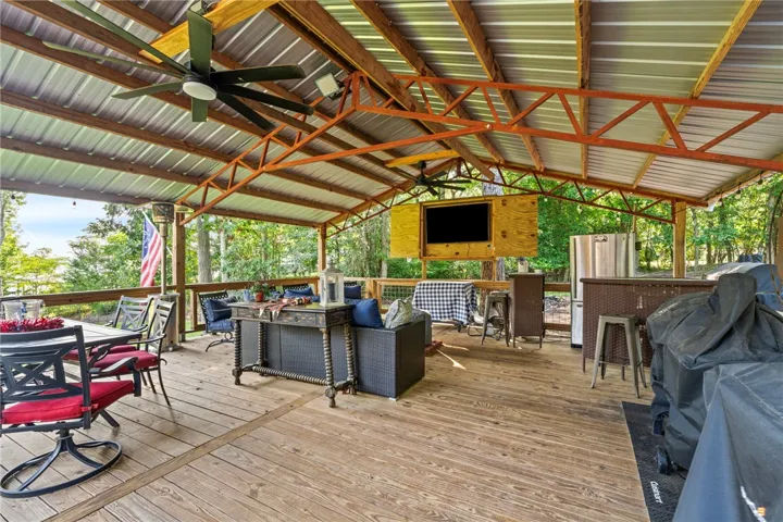 27 N Holiday Drive, Dadeville, Alabama 36853