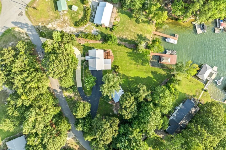 27 N Holiday Drive, Dadeville, Alabama 36853