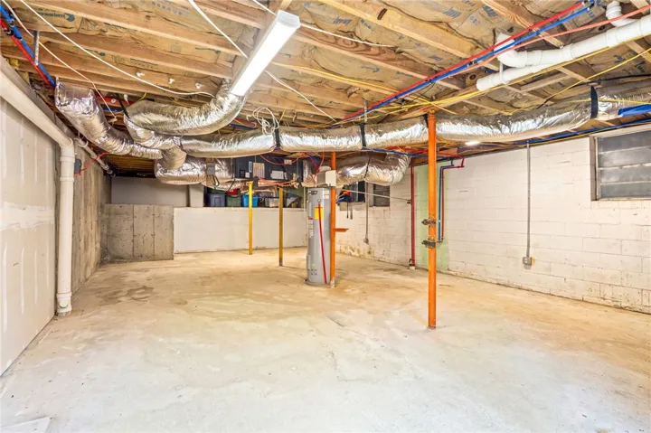 27 N Holiday Drive, Dadeville, Alabama 36853