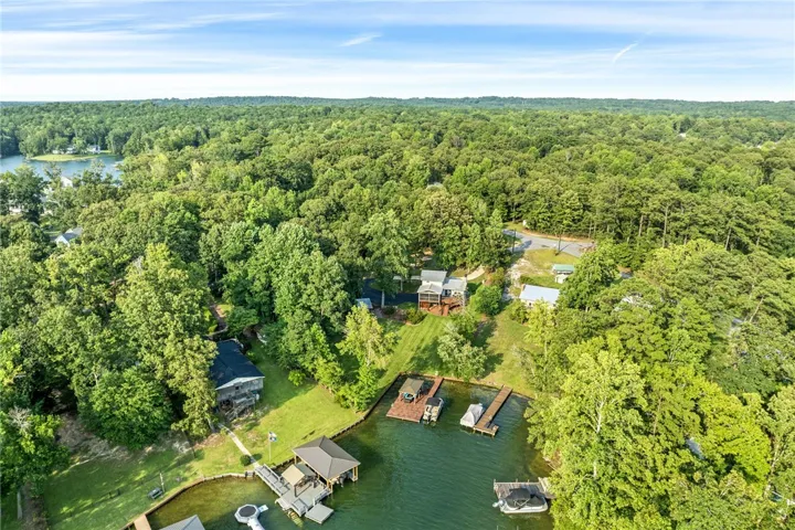 27 N Holiday Drive, Dadeville, Alabama 36853