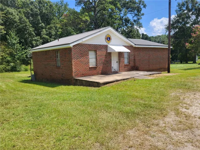 2123 Phillips Road, Lanett, Alabama 36863