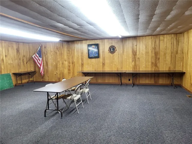 2123 Phillips Road, Lanett, Alabama 36863