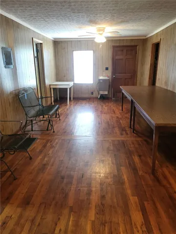 2123 Phillips Road, Lanett, Alabama 36863