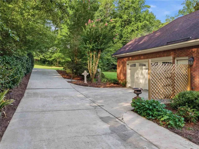 323 Watercrest Court, Auburn, Alabama 36830