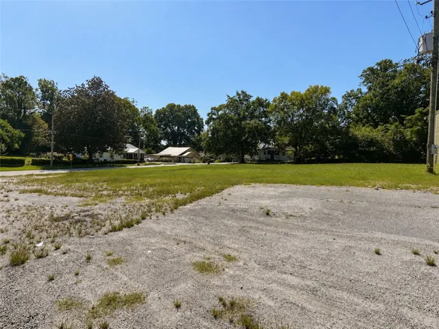 911 Cherry Drive, Lanett, Alabama 36863