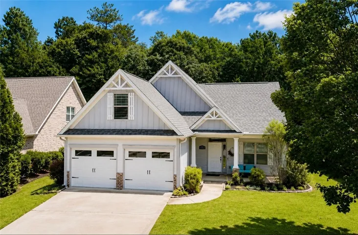 342 Lightness Drive, Auburn, Alabama 36832