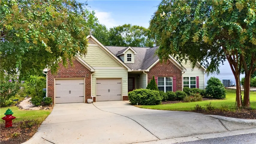 1101 Hampstead Lane, Opelika, Alabama 36801