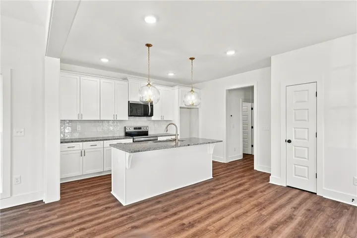 3214 Bradley Lane, Auburn, Alabama 36830