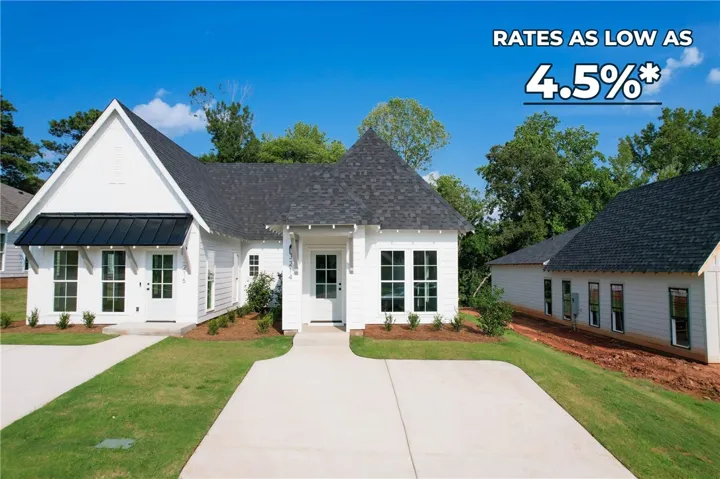 *Rate and incentive eligibility vary by home and financing terms. Restrictions apply.