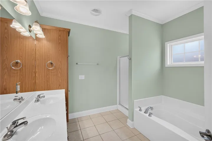 1622 Professional Parkway 12, Auburn, Alabama 36830