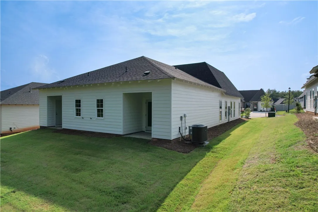 Northgate Lot 100 - Duette 3B (House omn the left)