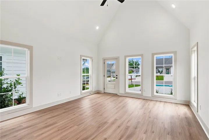 Photos of Northgate Lot 100