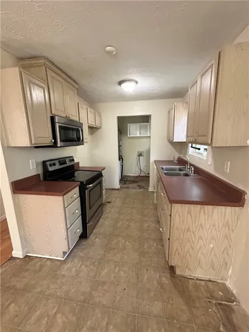 3141 Lee Road 375 N/a, Valley, Alabama 36854