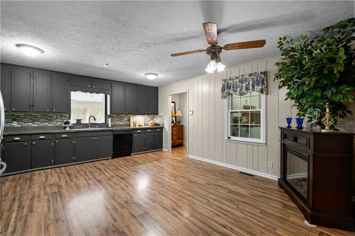 5023 Veterans Memorial Parkway, Lanett, Alabama 36863