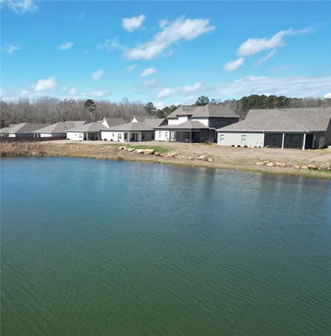 Serene waterfront views in a quiet and relaxing setting