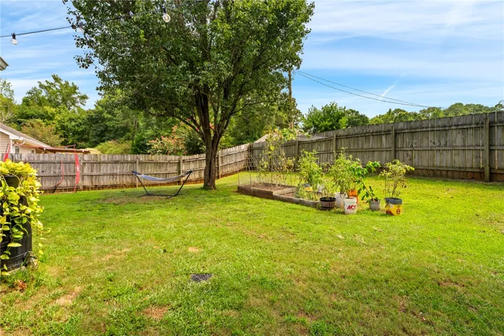 999 Pleasant Avenue, Auburn, Alabama 36832