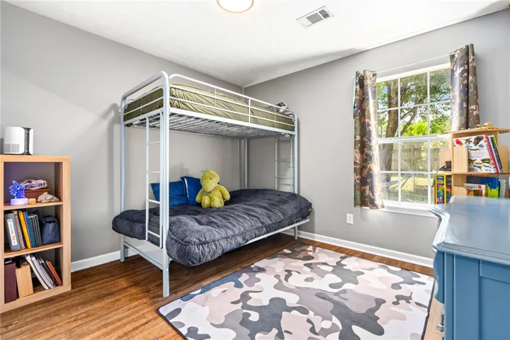 999 Pleasant Avenue, Auburn, Alabama 36832