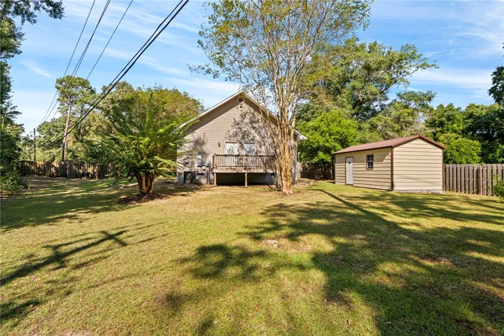 572 E University Drive, Auburn, Alabama 36830