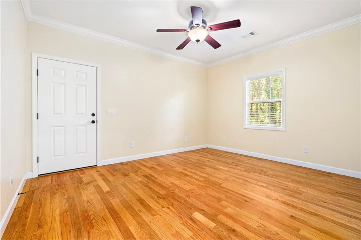 572 E University Drive, Auburn, Alabama 36830