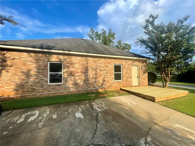 603 N Donahue Drive, Auburn, Alabama 36832
